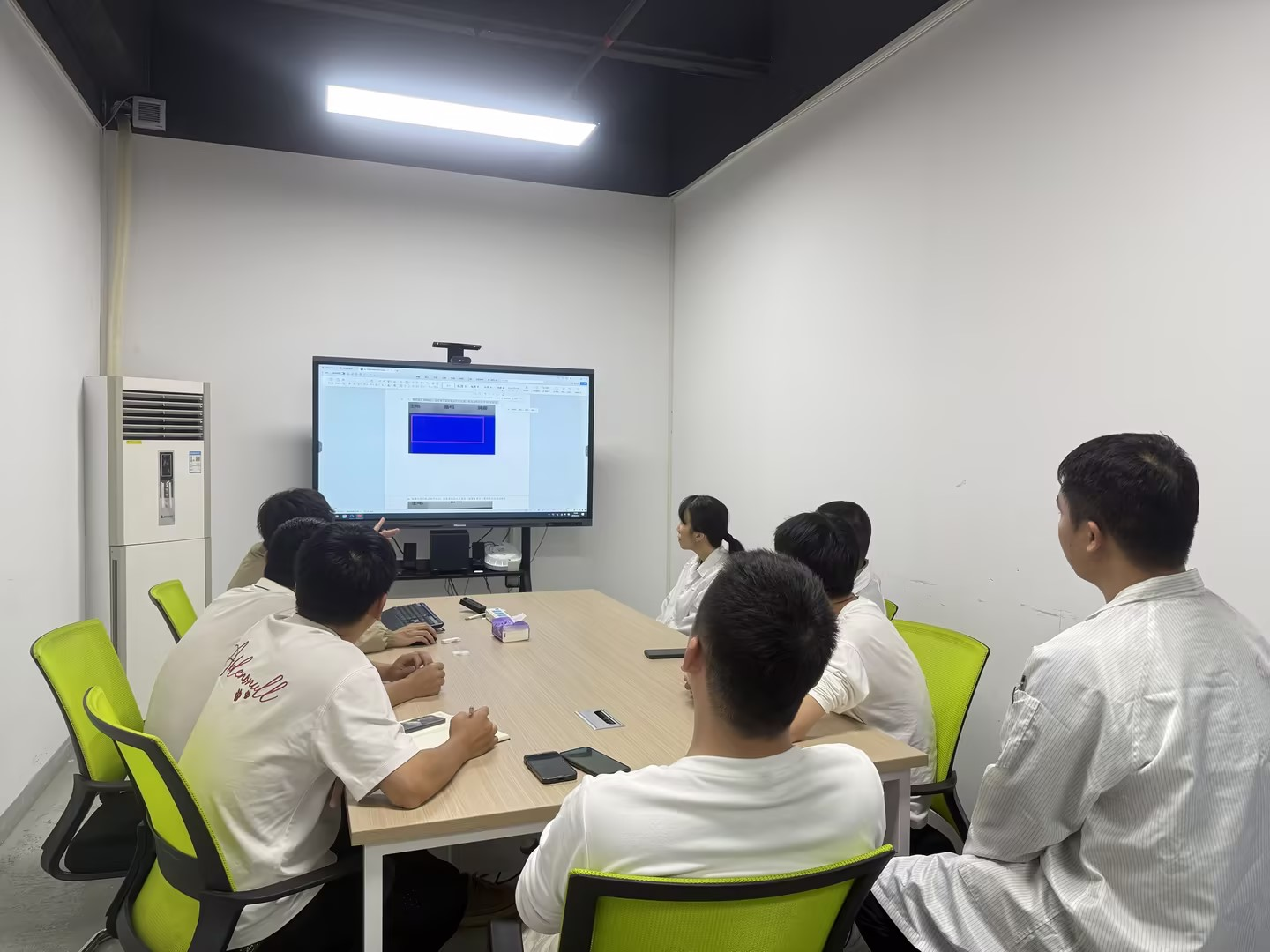 深入一線，匠心服務 --開展新產品專項講解與工具應用實操